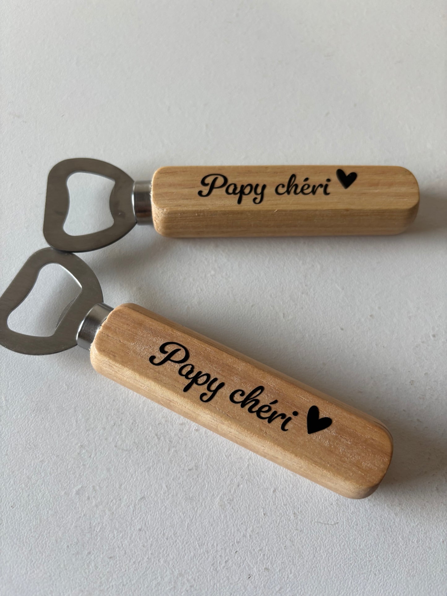 Décapsuleur personnalisé